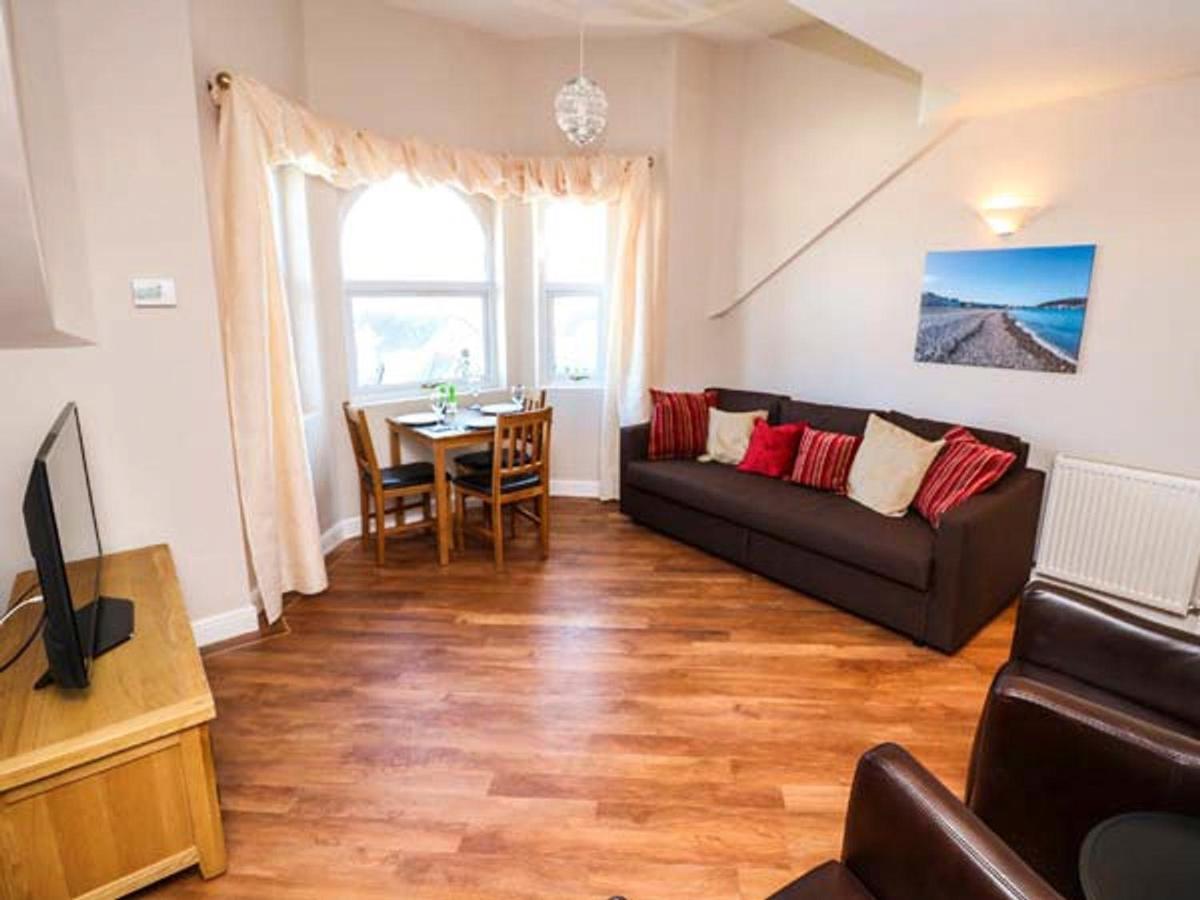 Royal Manor Park Apartment Llandudno Exterior photo